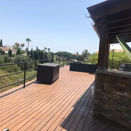 בית אירוח Maracana מארבלה