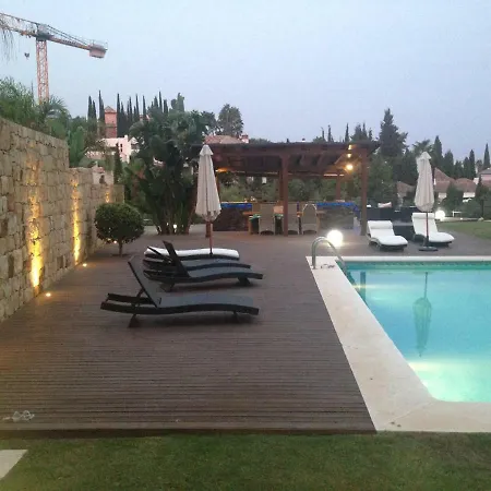 Pansiyon Maracana Marbella